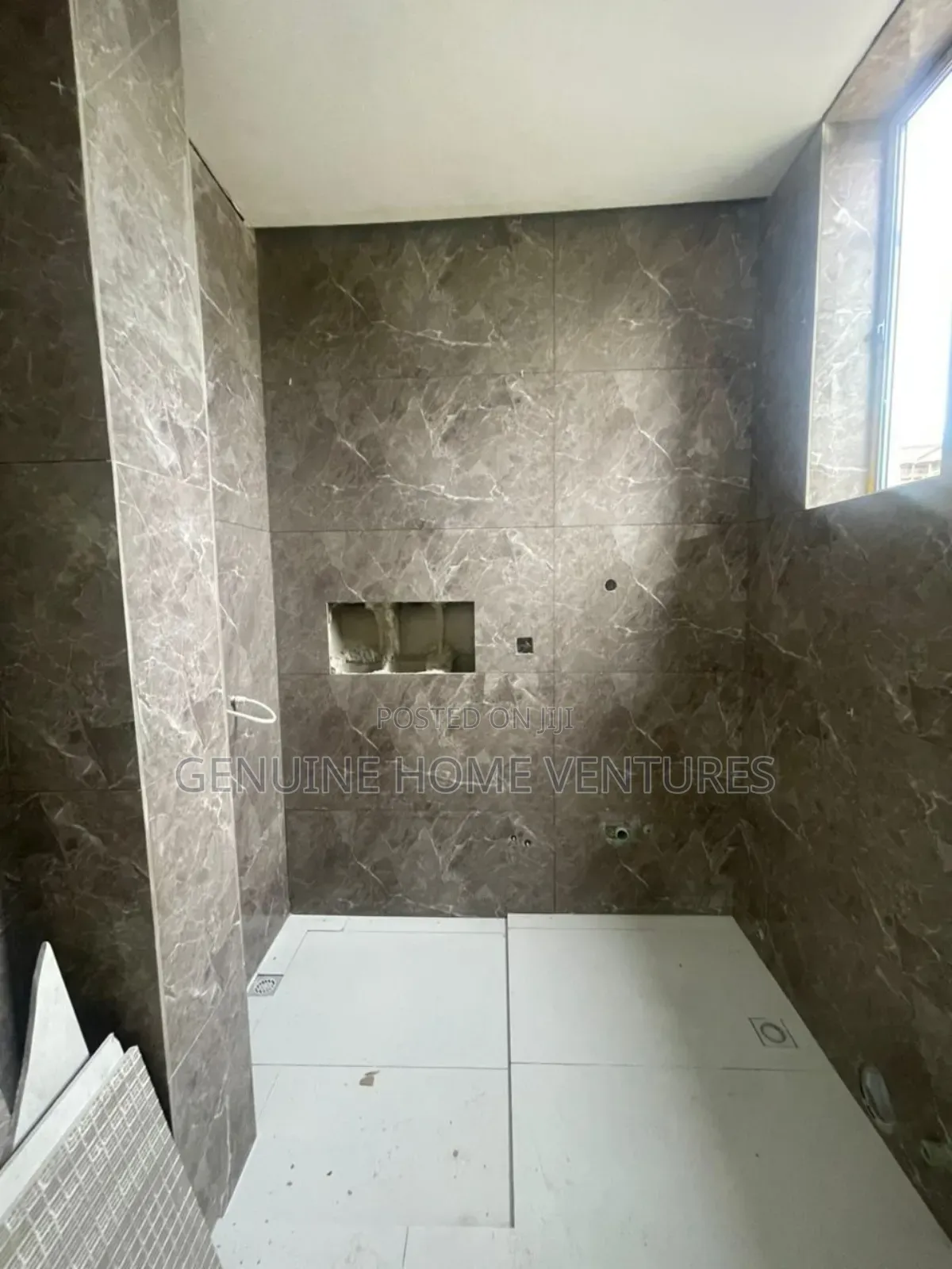 5bdrm Duplex in Ikate for sale