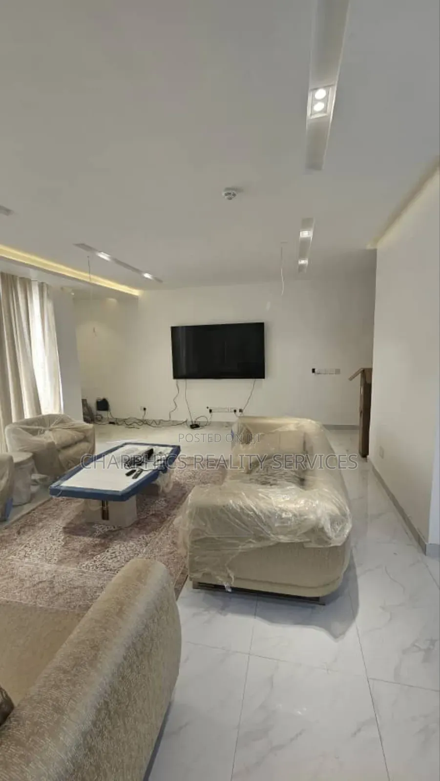 4bdrm Townhouse / Terrace in Ikoyi for rent
