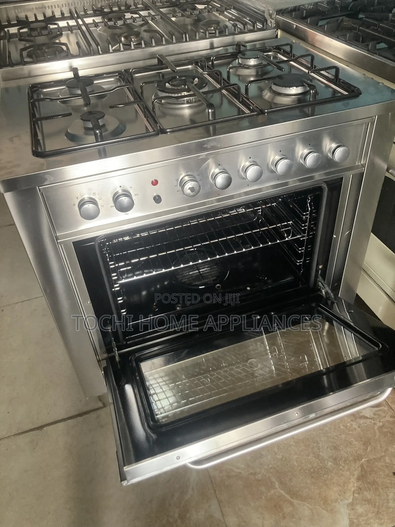 Clean Industrial Gas Cooker 5burner