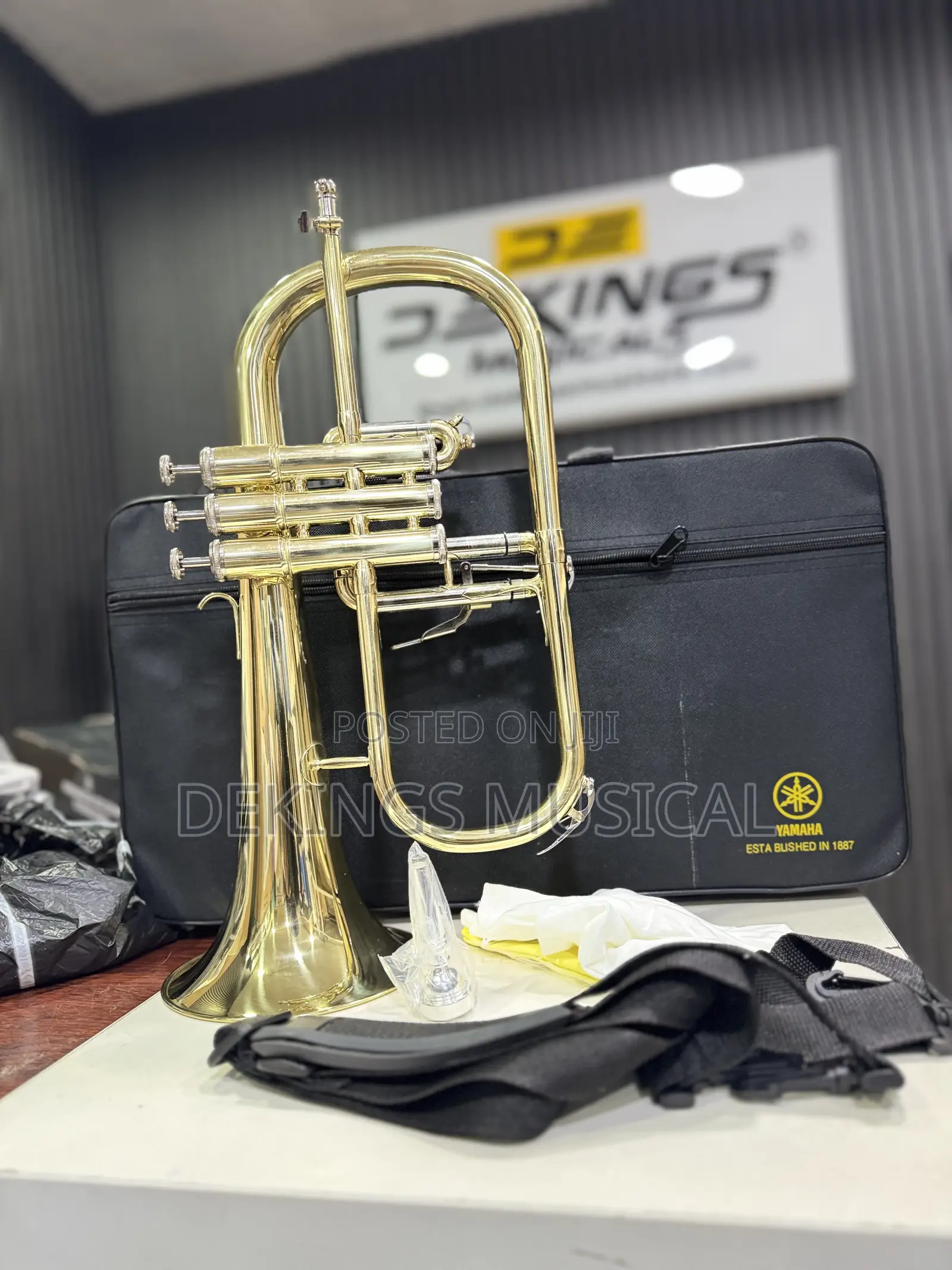 Yamaha Flugelhorn Yfh-631g Gold