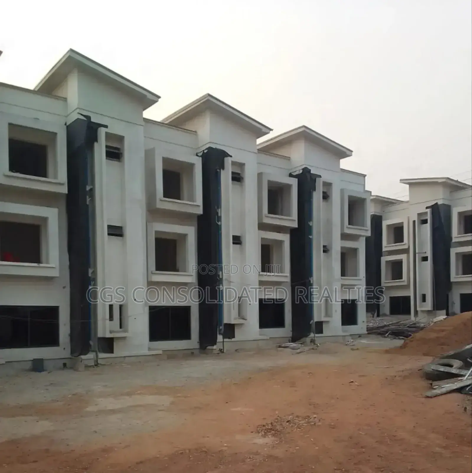 4bdrm Duplex in Dawaki for sale