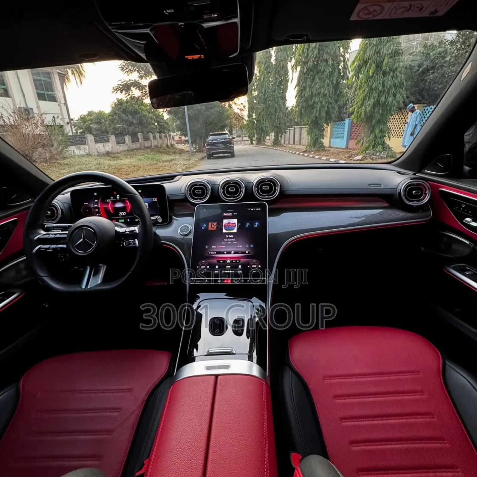Mercedes-Benz C300 2024 Black