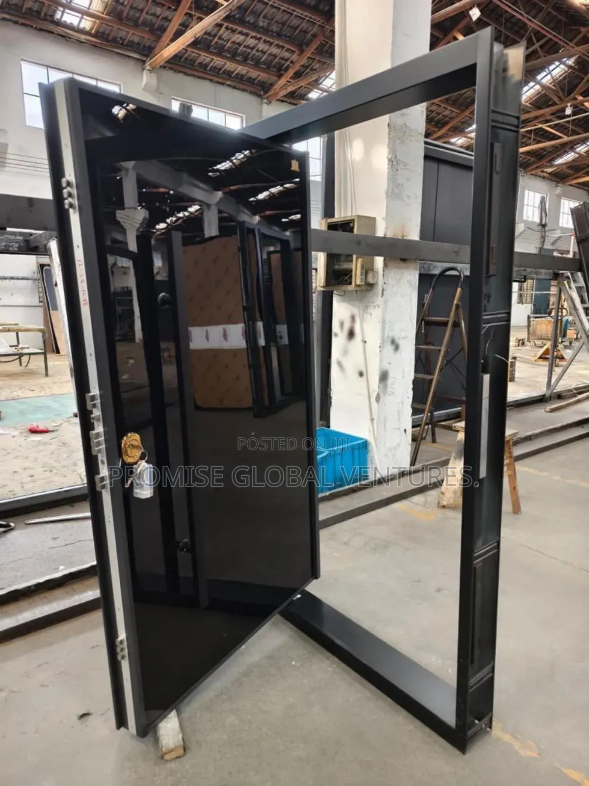 4ft Pivot Door