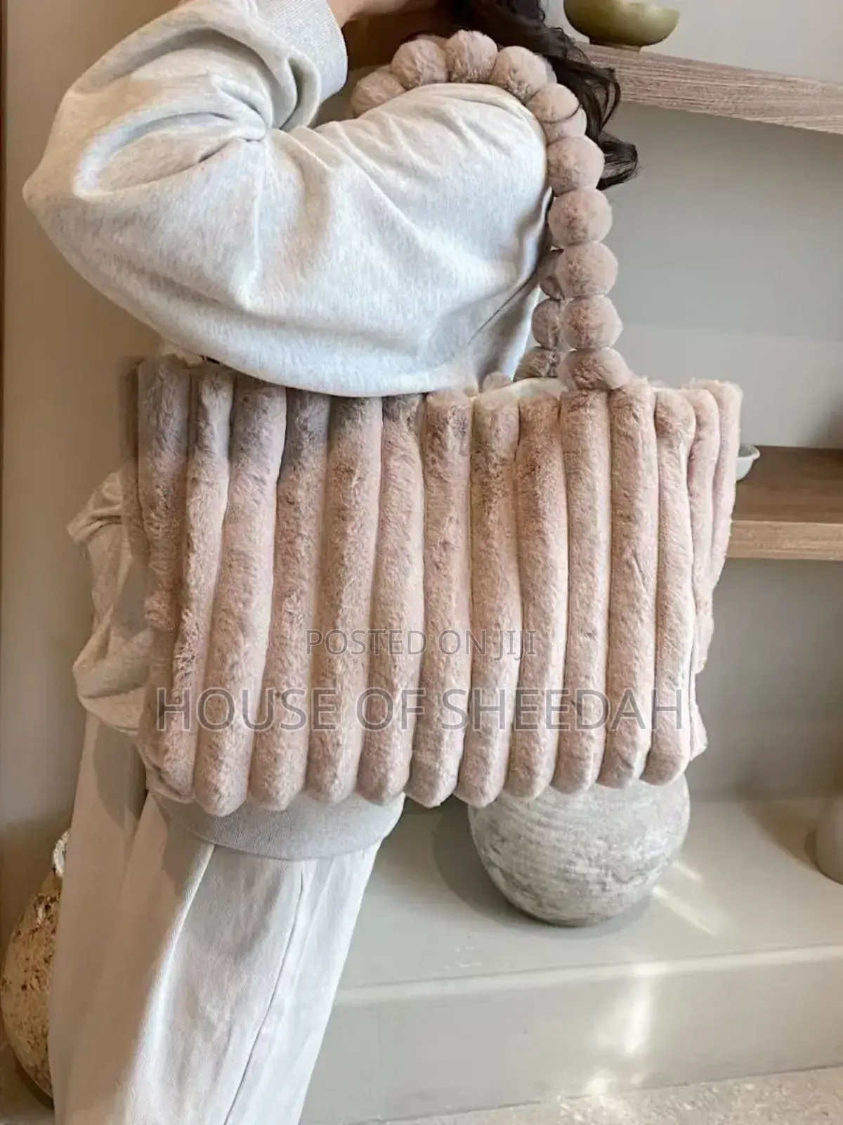 New Plush Large Capacity Furry Fashion Bag