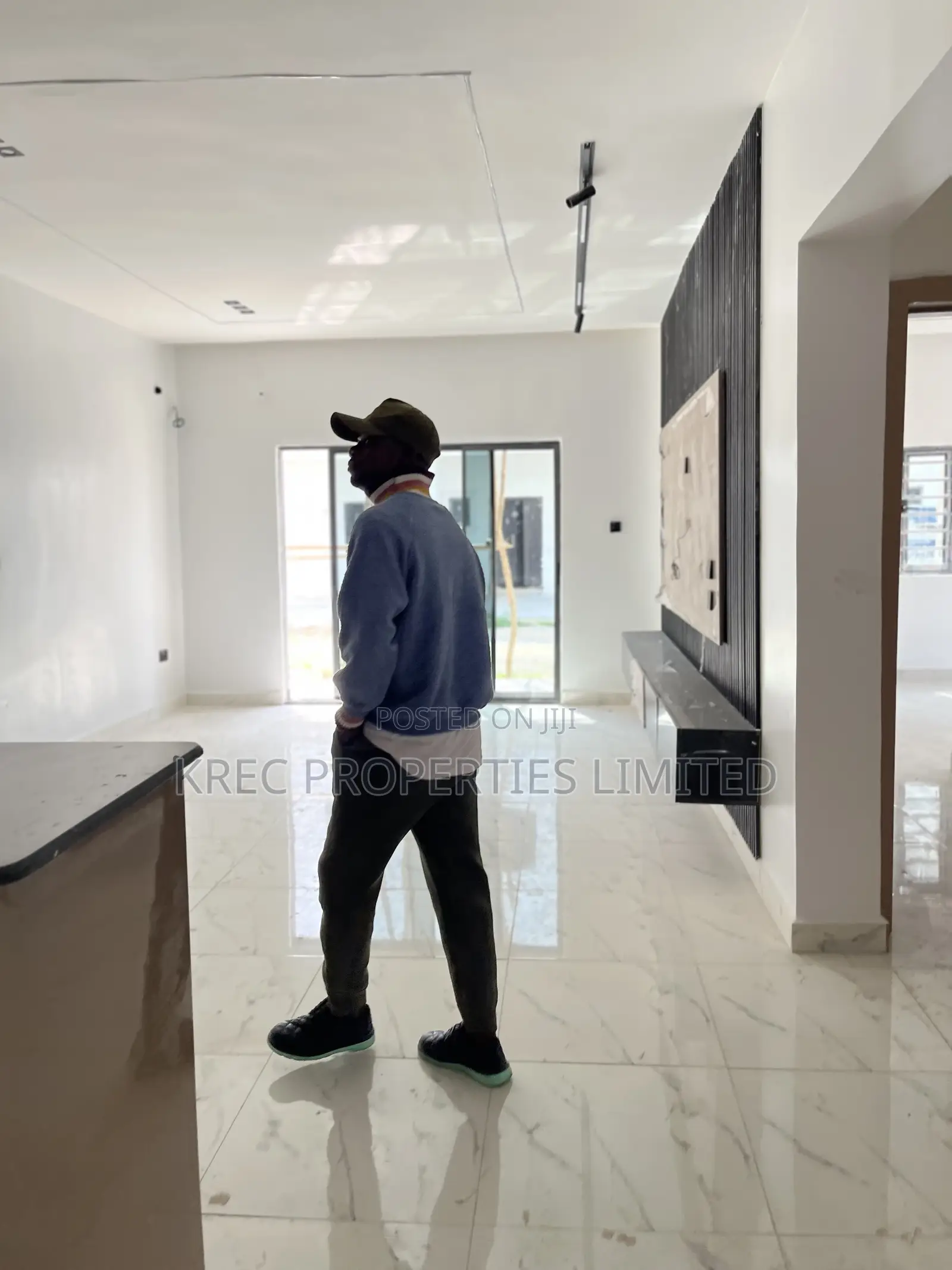 4bdrm Duplex in Rumuagholu, Rumuahalu for sale