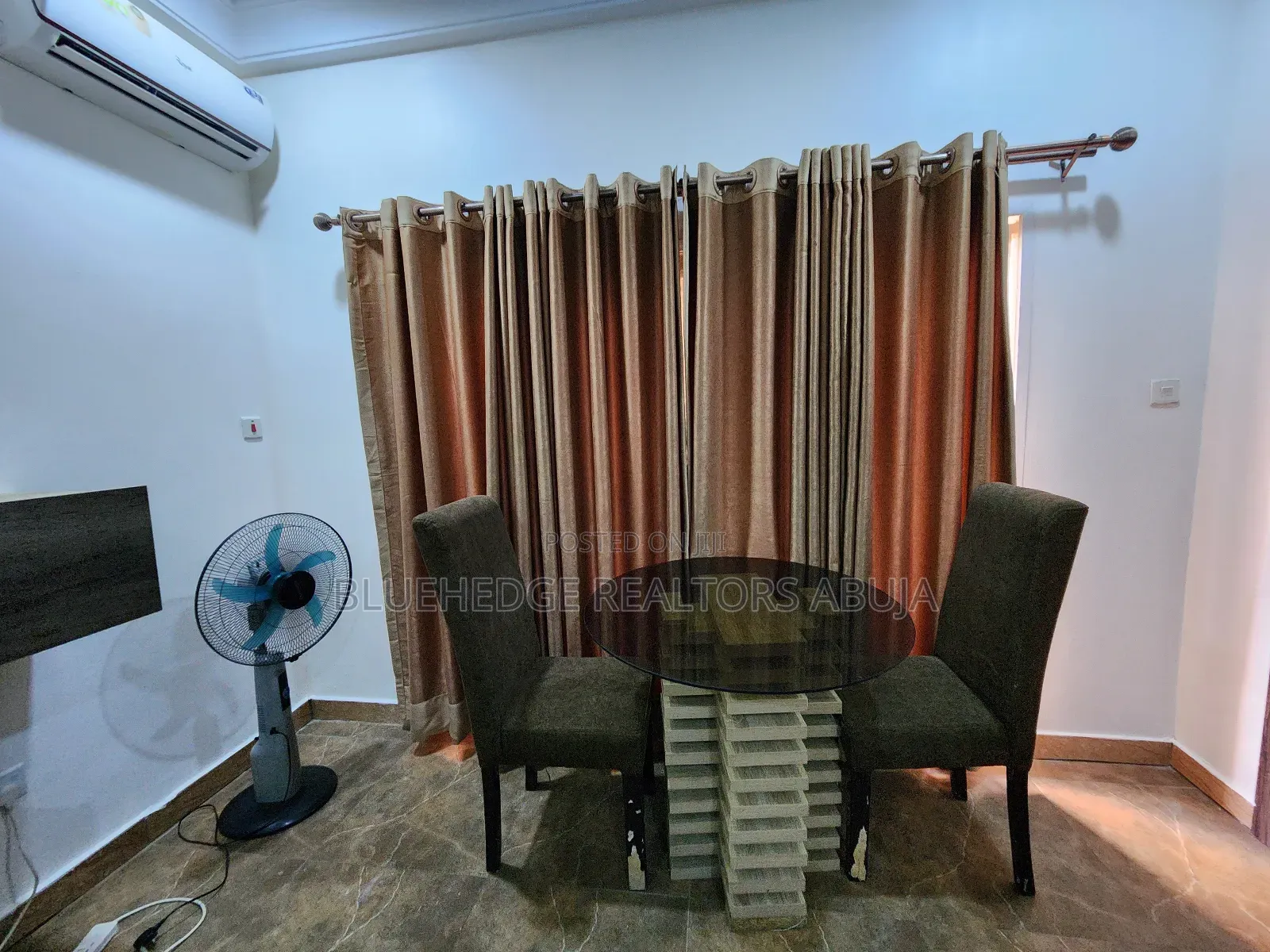 Fully Furnished and Serviced Luxury One Bedroom Apartment at Katampe