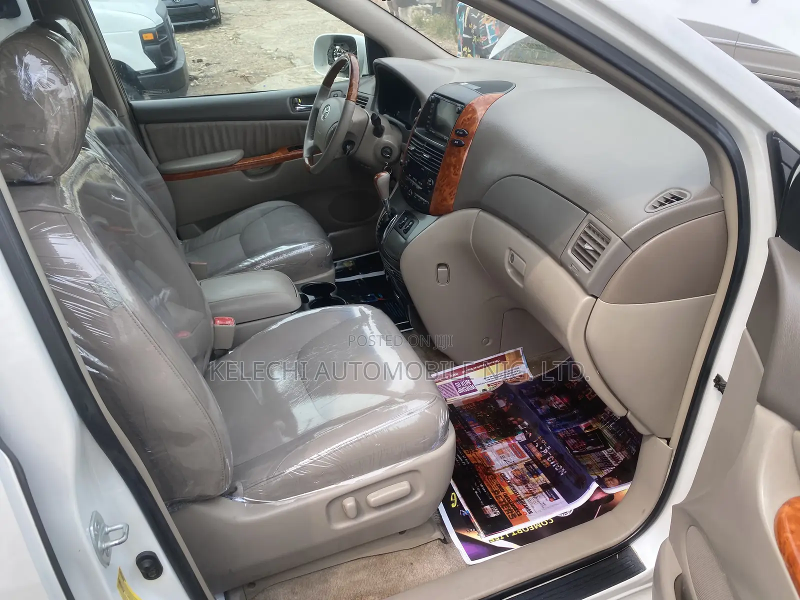 Toyota Sienna XLE Limited AWD 2006 White