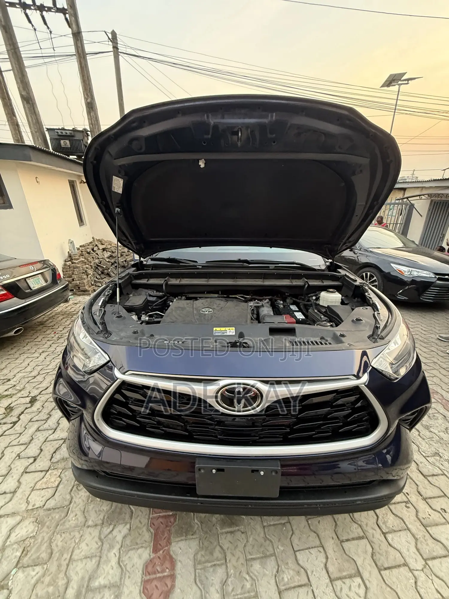Toyota Highlander XLE AWD 2020 Blue