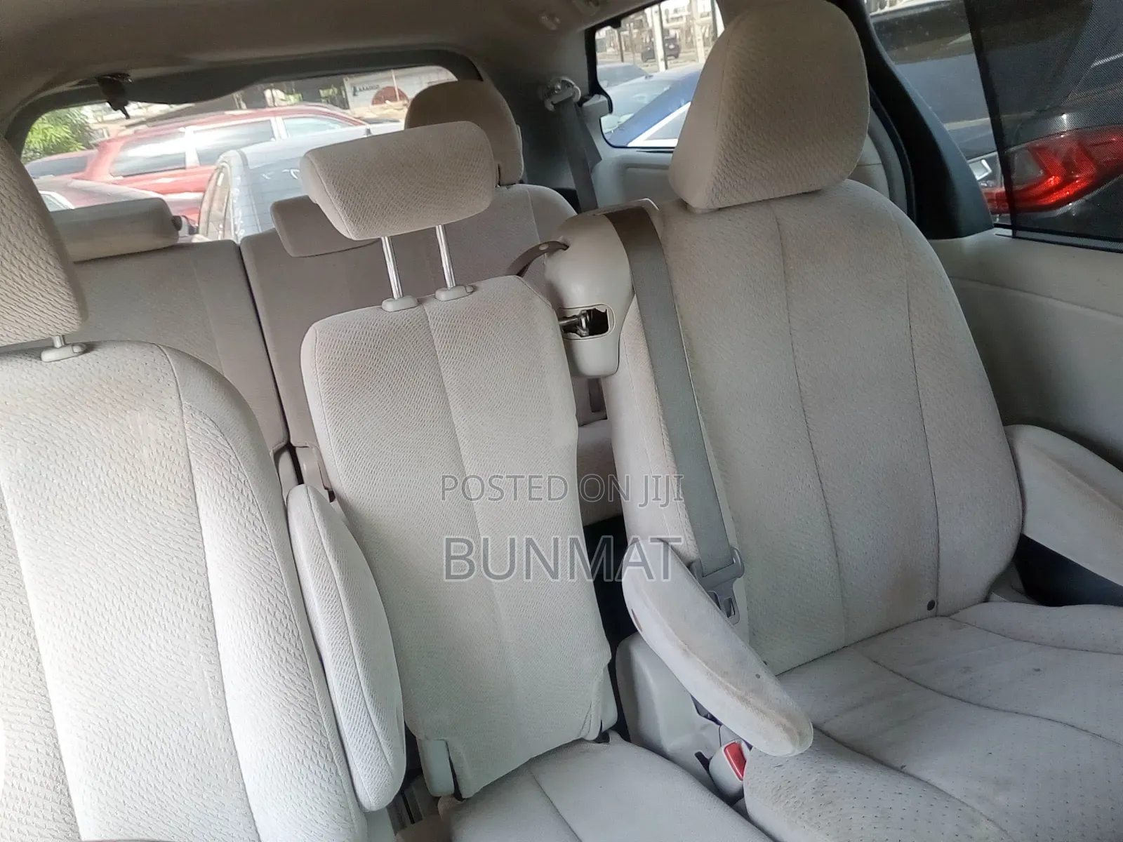 Toyota Sienna LE FWD 8-Passenger 2013 White