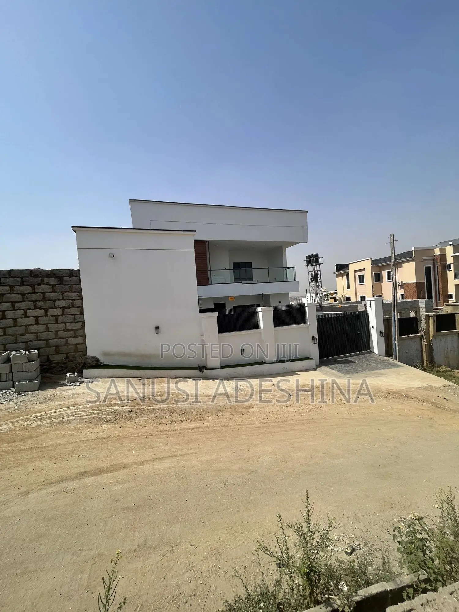 5bdrm Duplex in Gwarimpa Estate,By, Gwarinpa for sale