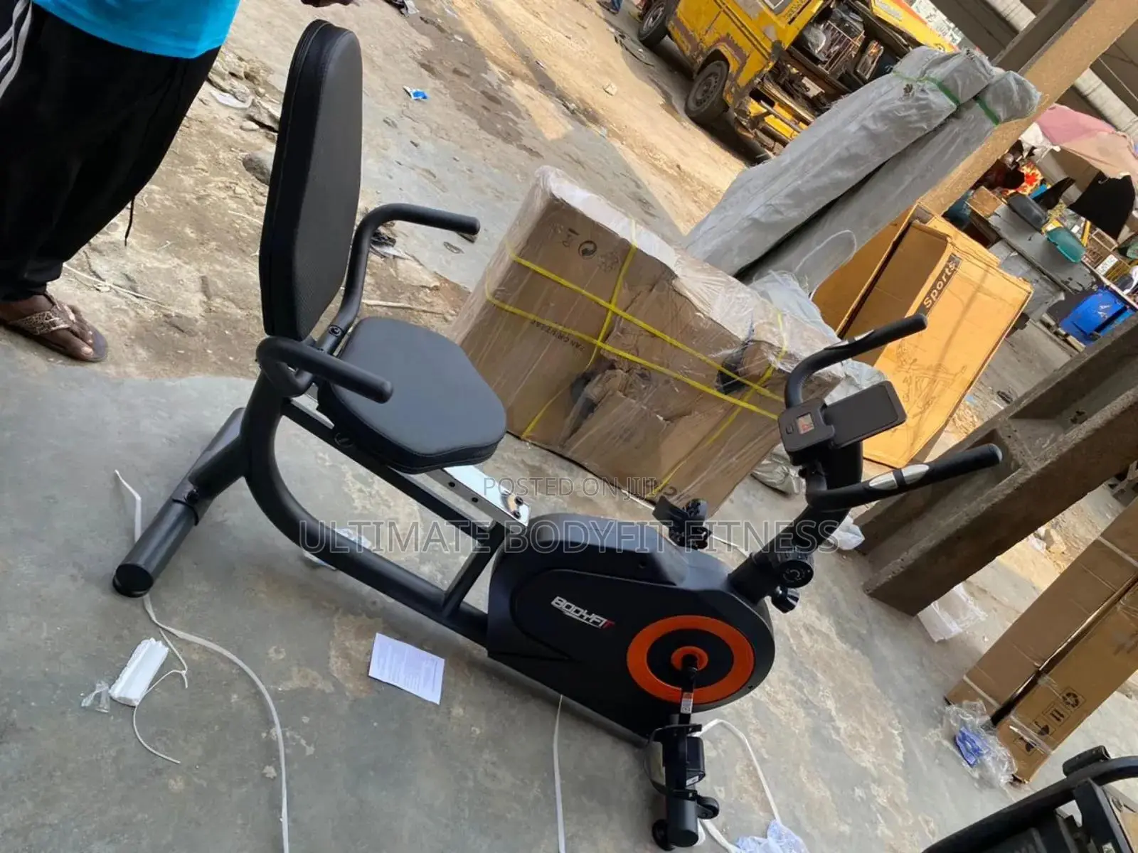 Brand New Bf-8610r Recumbent Bike With Back Rest