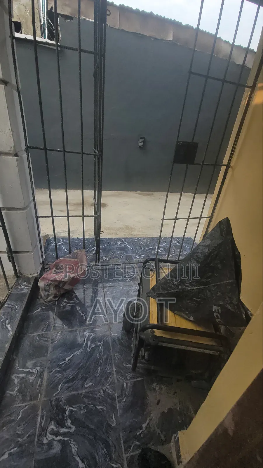 Mini Flat in Bariga for rent