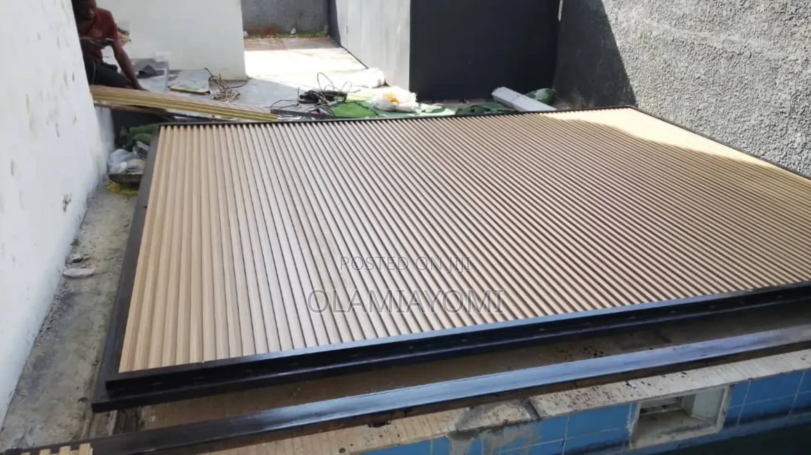Automatic Swimmpool Deck Cover