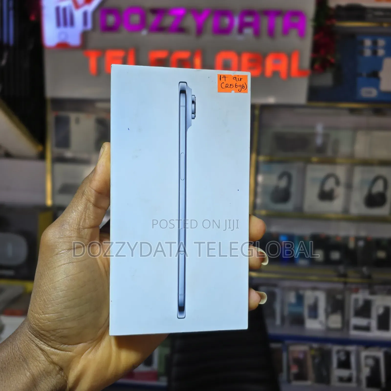 New Apple iPhone 17 256 GB