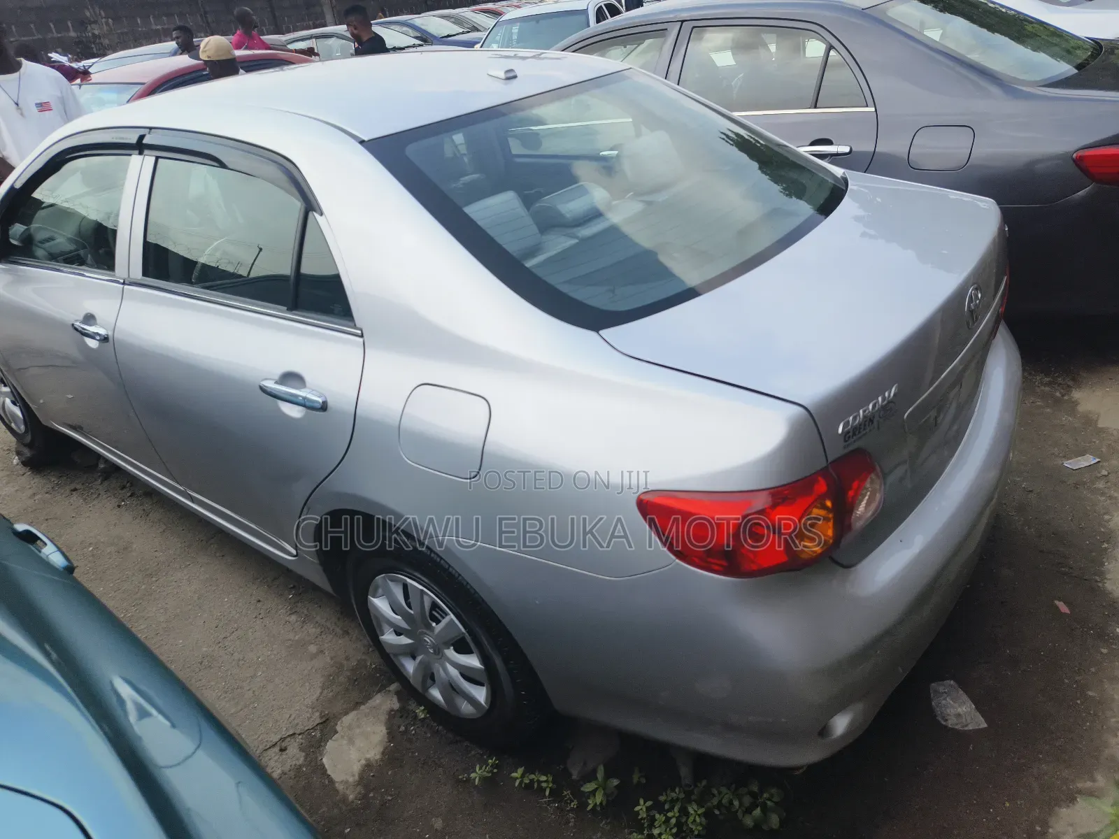 Toyota Corolla LE 4dr Sedan (1.8L 4cyl 4A) 2010 Silver