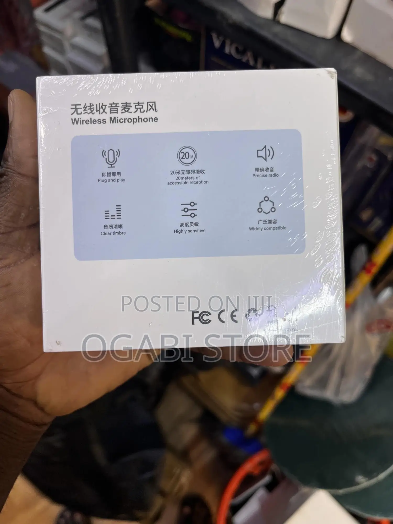 Wireless Microphone (2.4g) – Clear Sound, Zero Stress