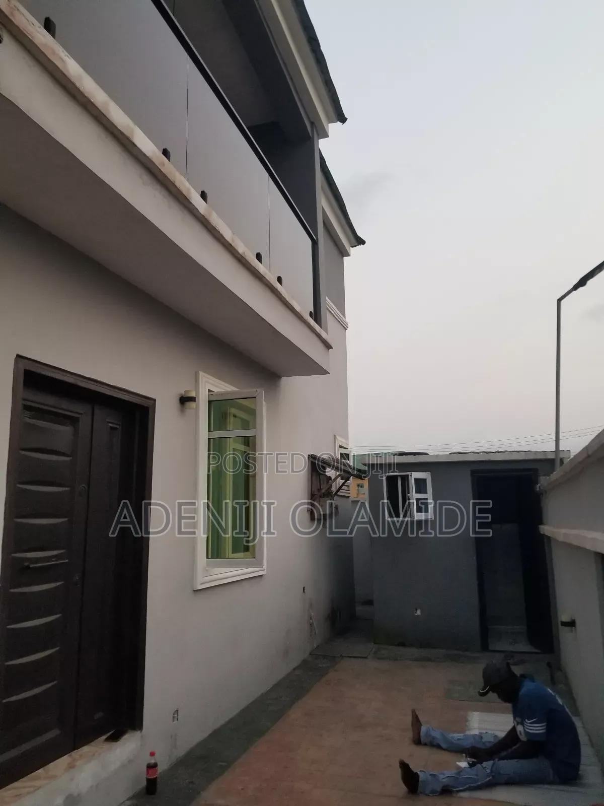 4bdrm Duplex in Aiyeteju for sale