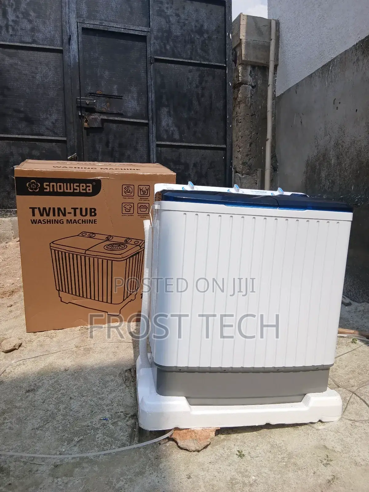 Snowsea 10kg Twin Tub Semi Automatic Washing Machine.