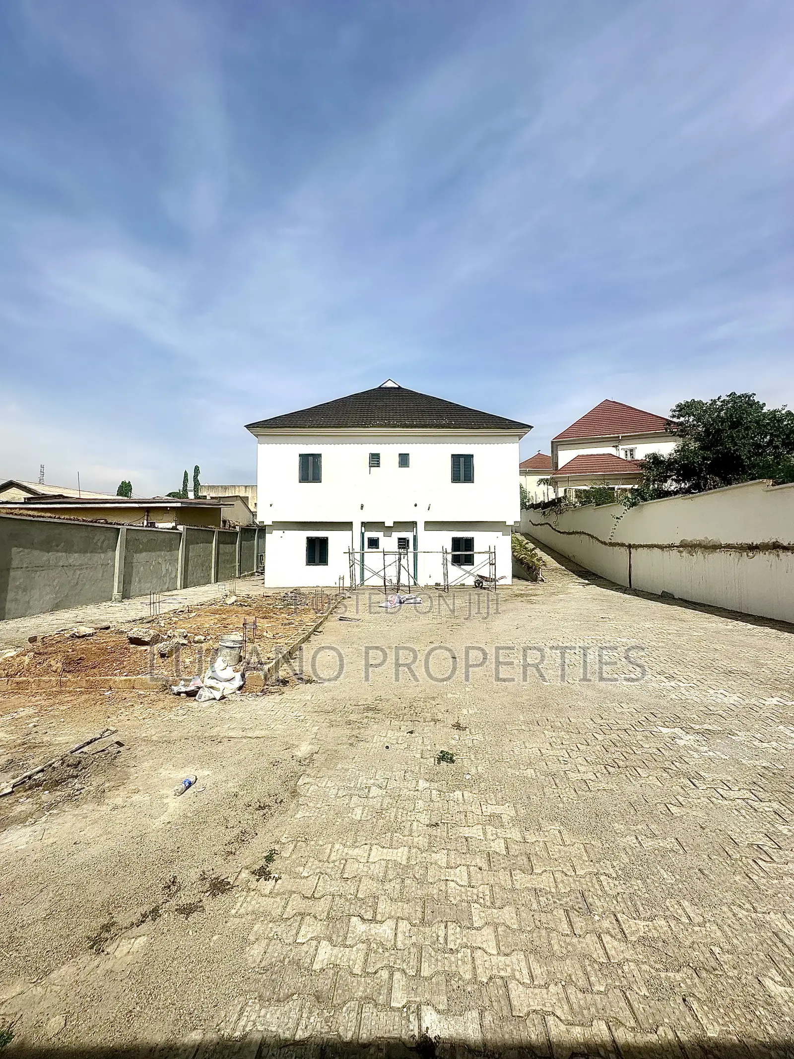 4bdrm Townhouse/Terrace in Wuse District for sale