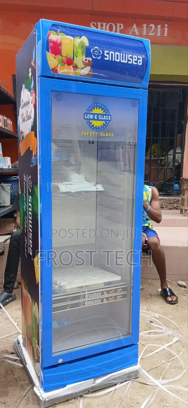 Snowsea 300l Upright Cooler Beverage Chiller
