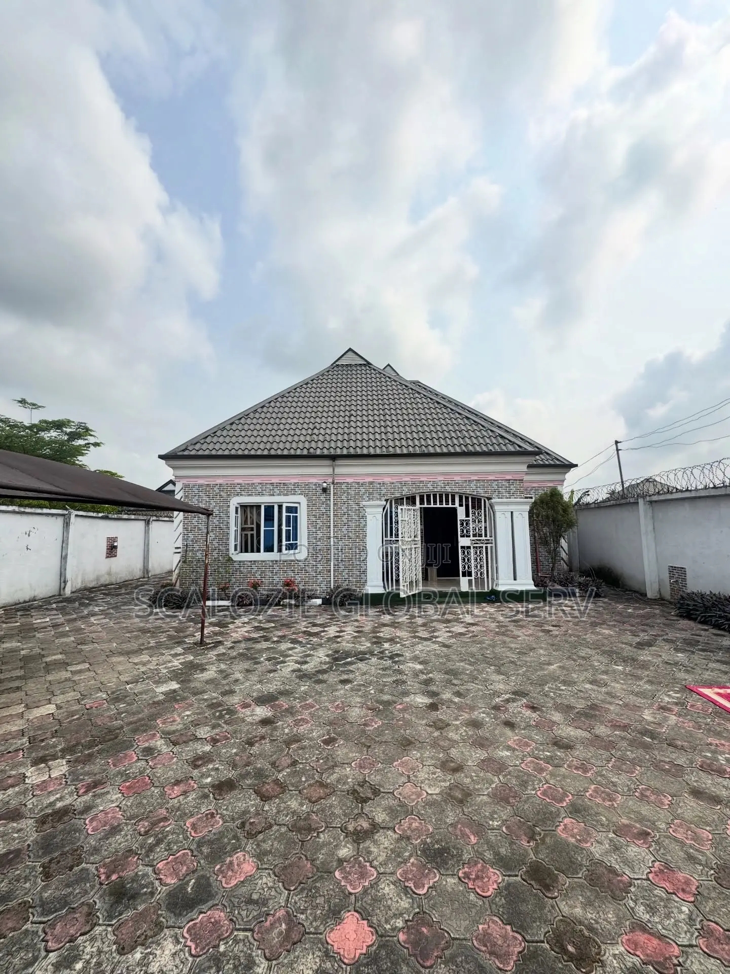 3bdrm Bungalow in Rumuekini, for sale
