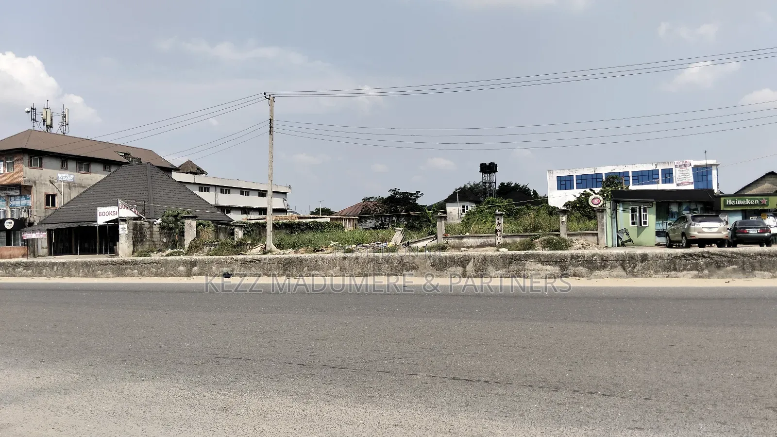 For Sale : 41⁄2 Rumuodomaya Rukpokwu Int'l Airport Road, Ph