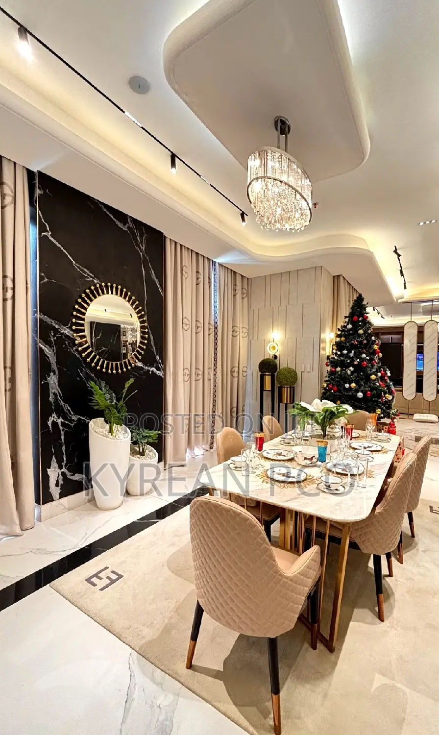 Furnished 4bdrm Maisonette in Banana for sale