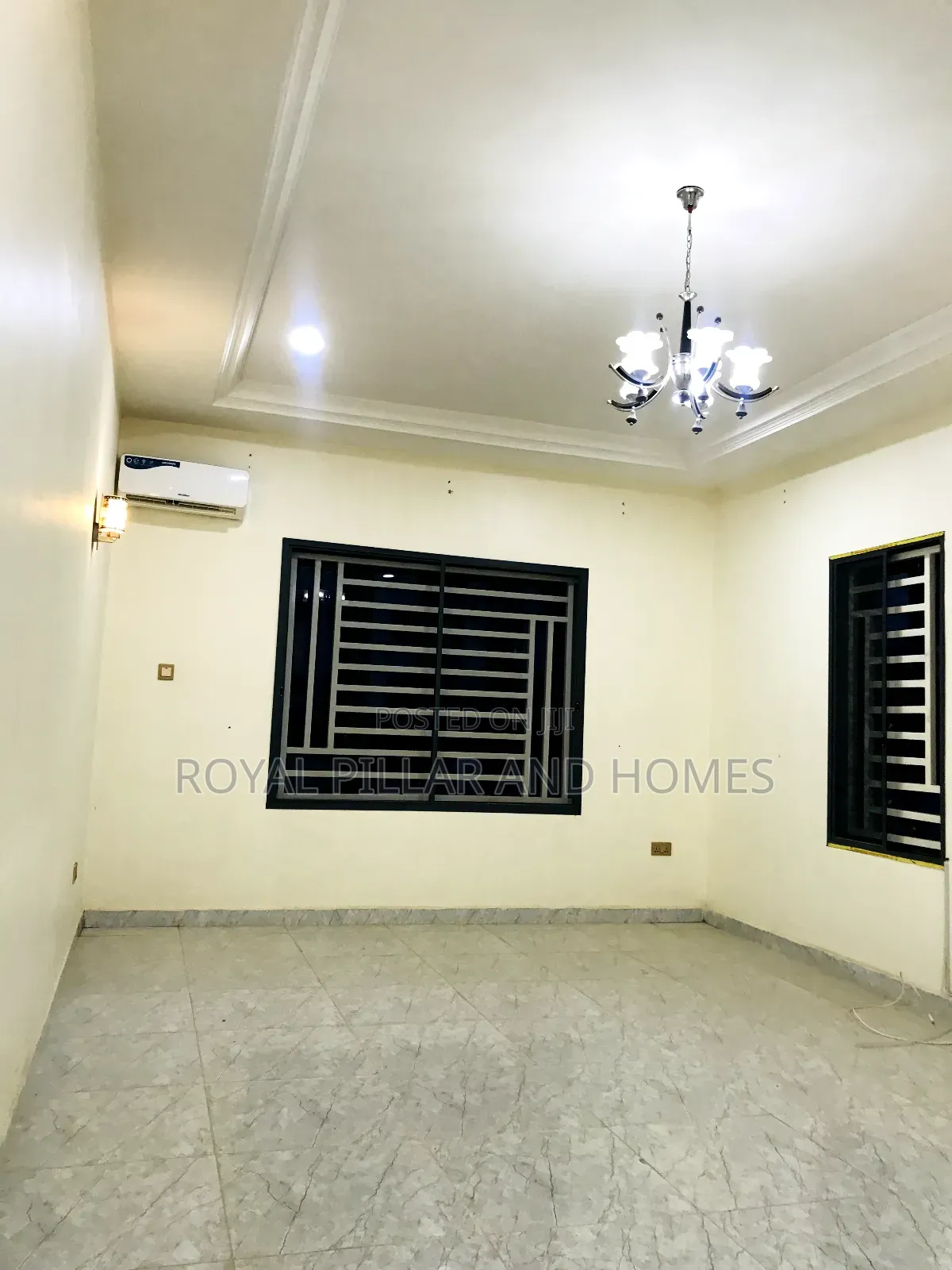 4bdrm Duplex in Lifecamp Close To for rent