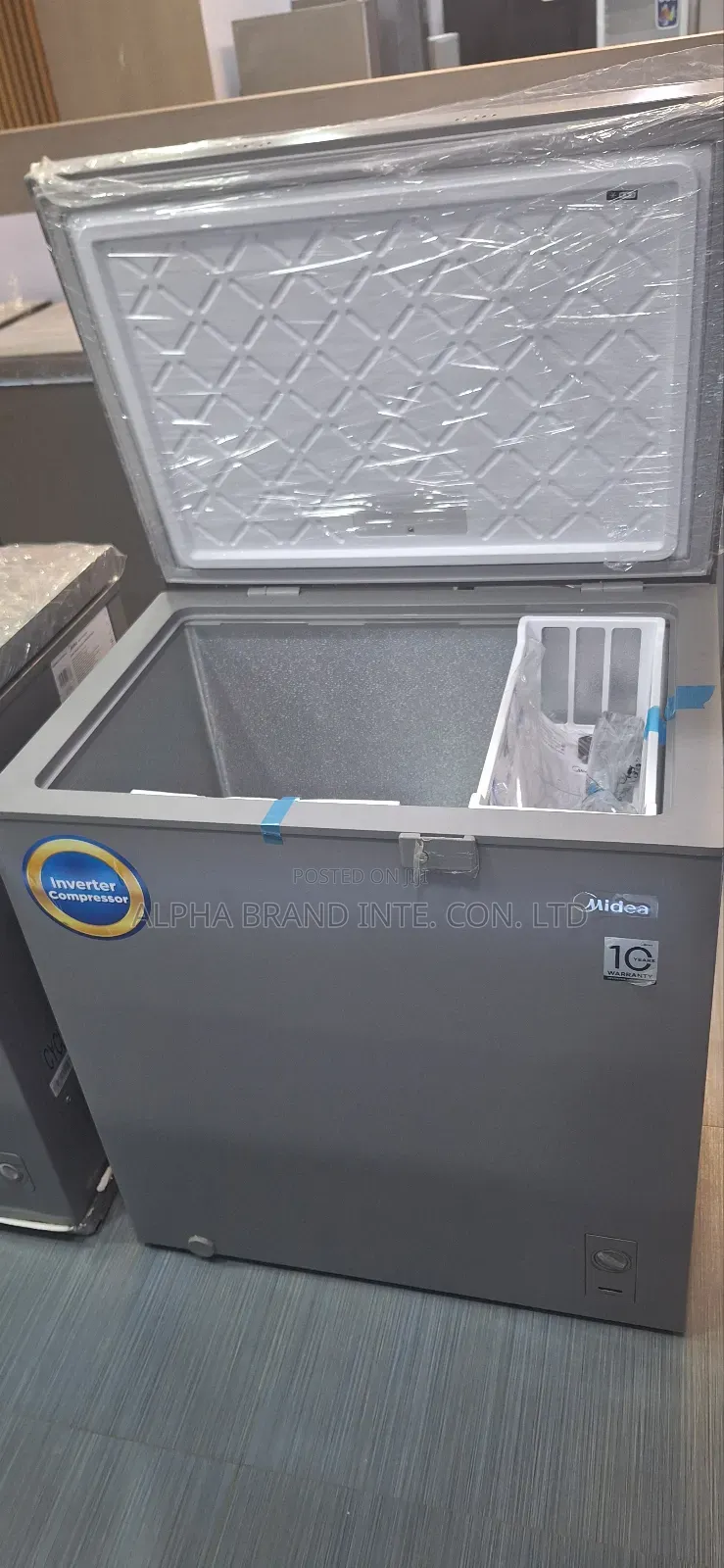 Midea 200lt Inverter Freezer