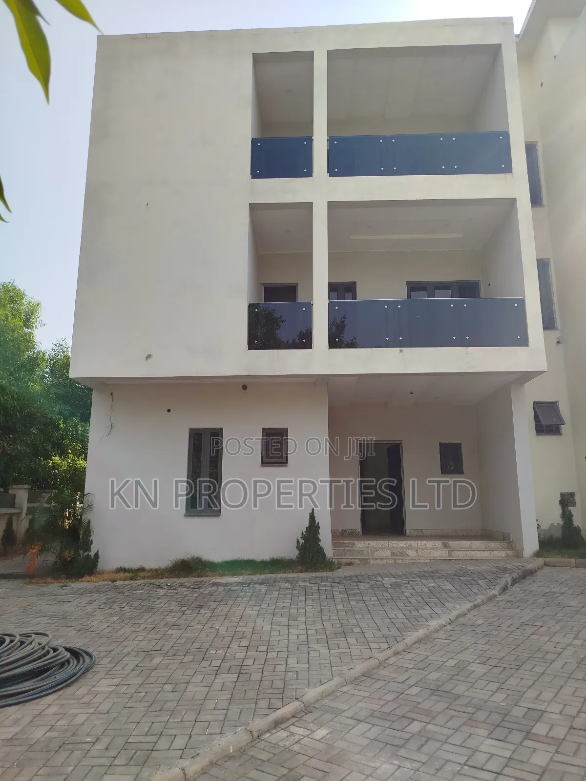 6bdrm Duplex in Maitama Main for rent