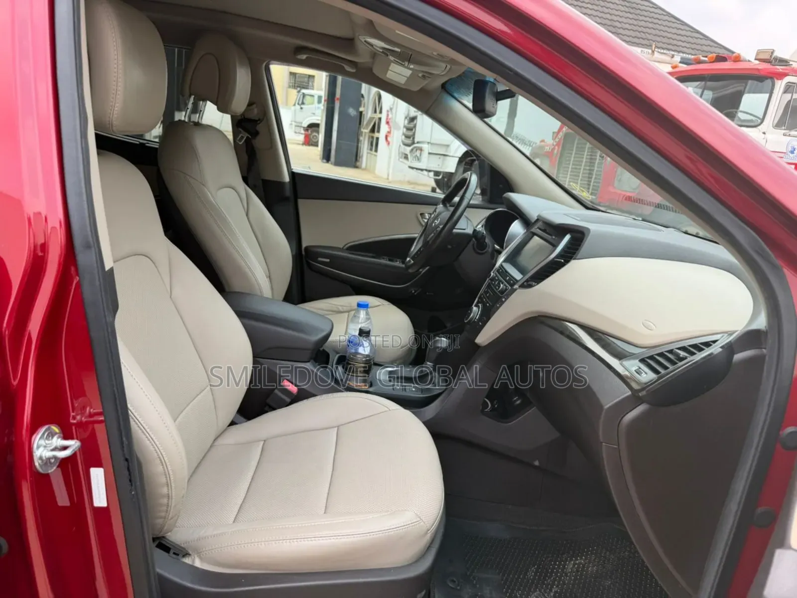 Hyundai Santa Fe 2017 Red