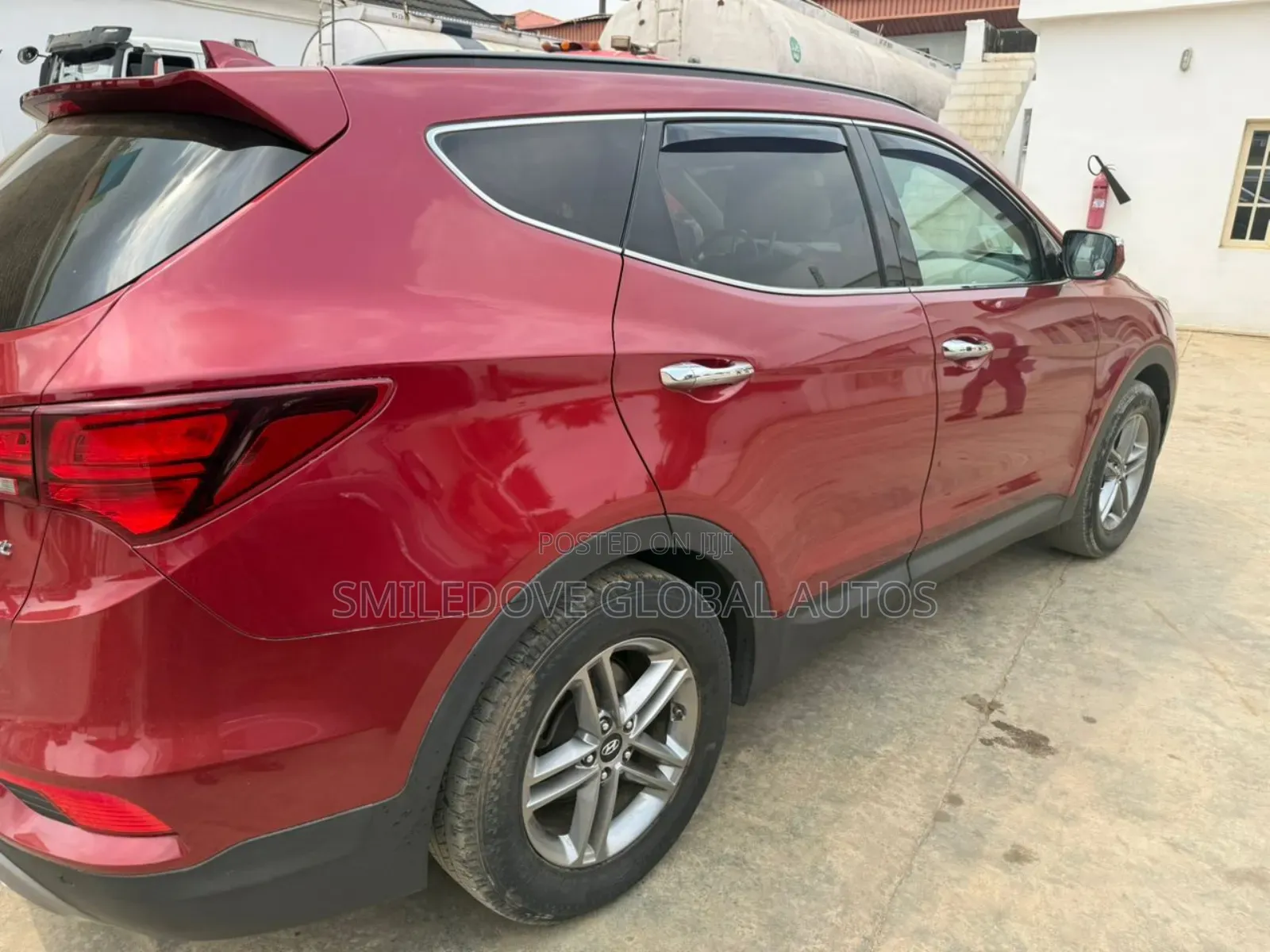 Hyundai Santa Fe 2017 Red