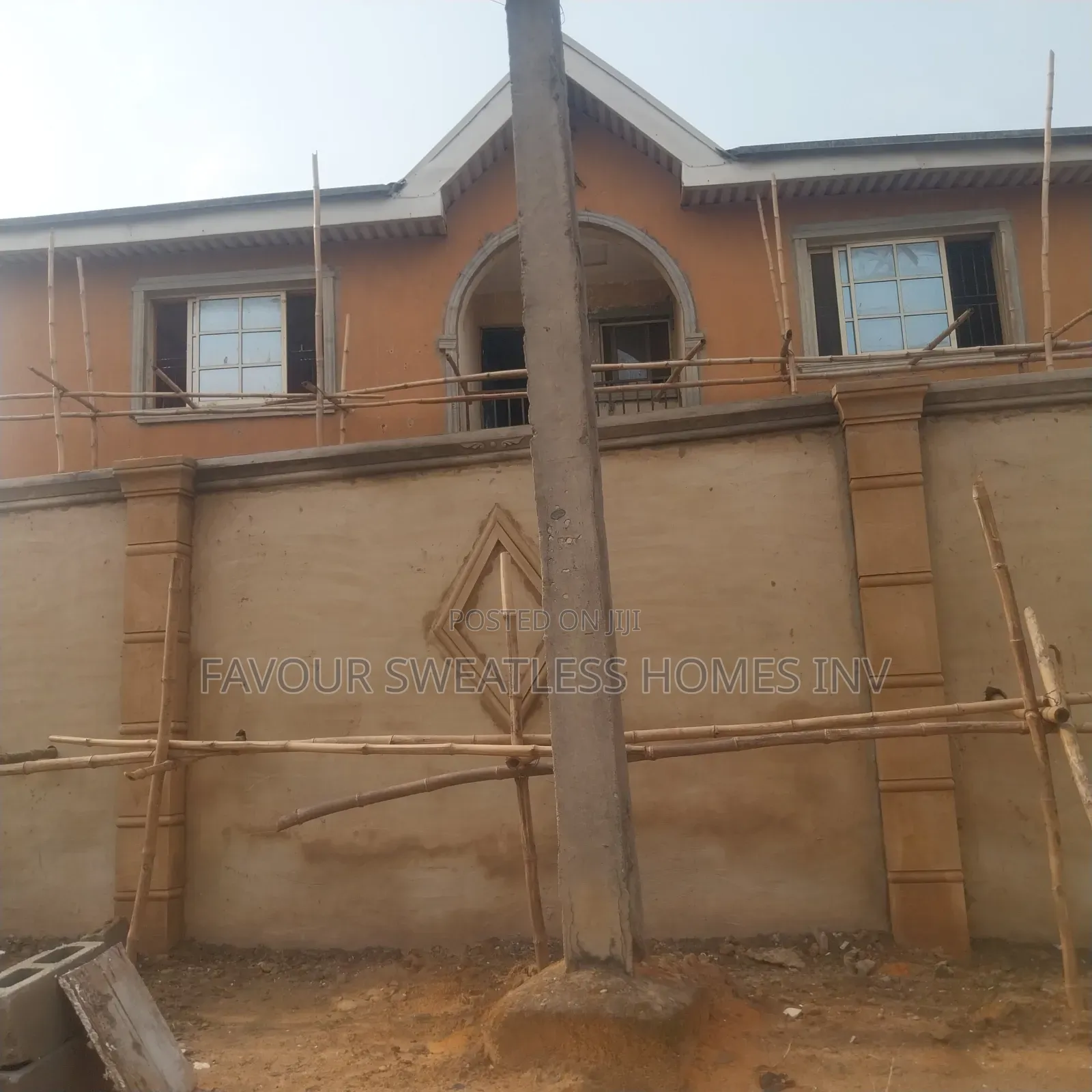 2bdrm Block of Flats in Magboro, Obafemi-Owode for sale