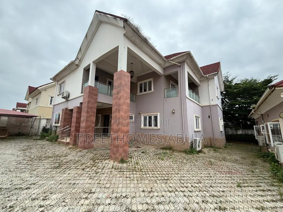 5bdrm Duplex in Galadimawa for sale