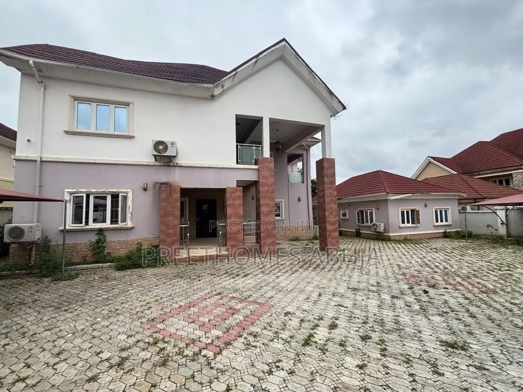 5bdrm Duplex in Galadimawa for sale