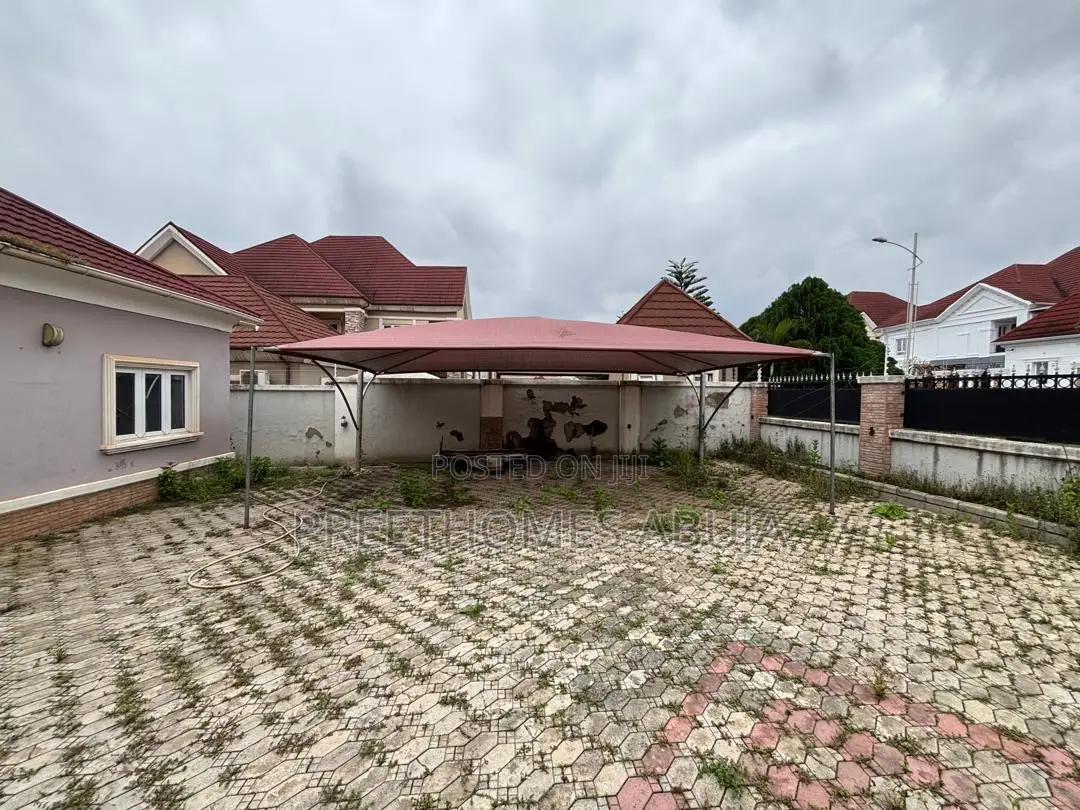 5bdrm Duplex in Galadimawa for sale