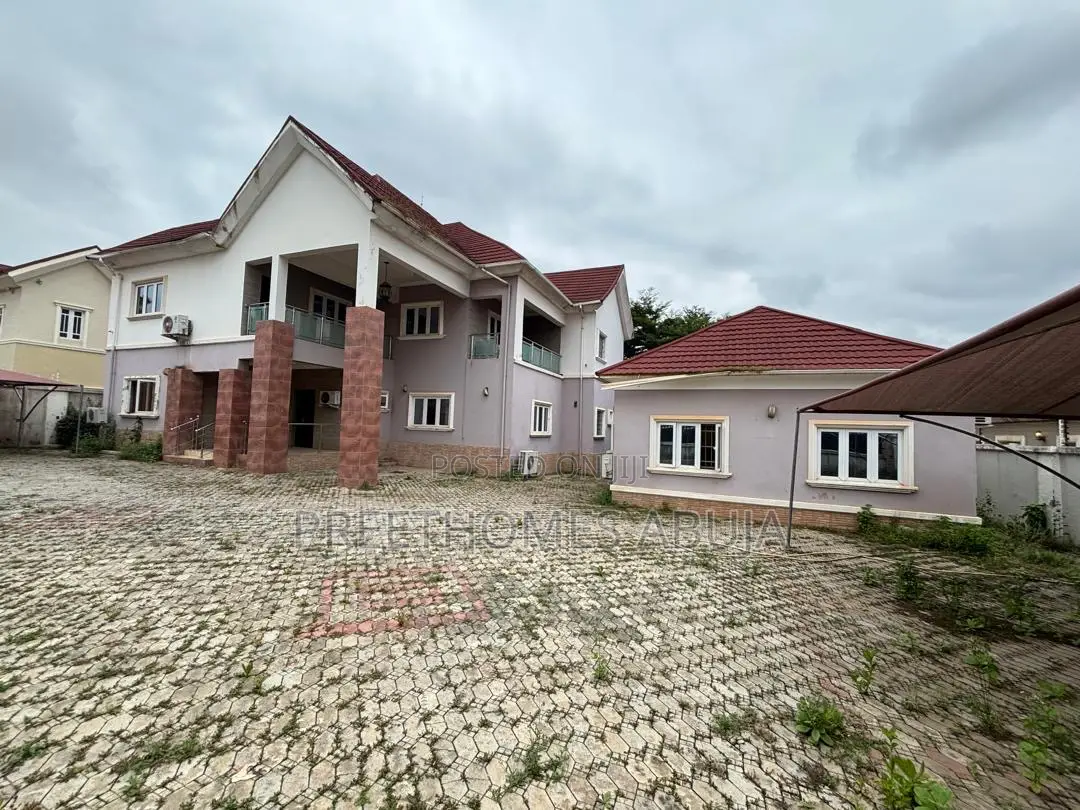 5bdrm Duplex in Galadimawa for sale