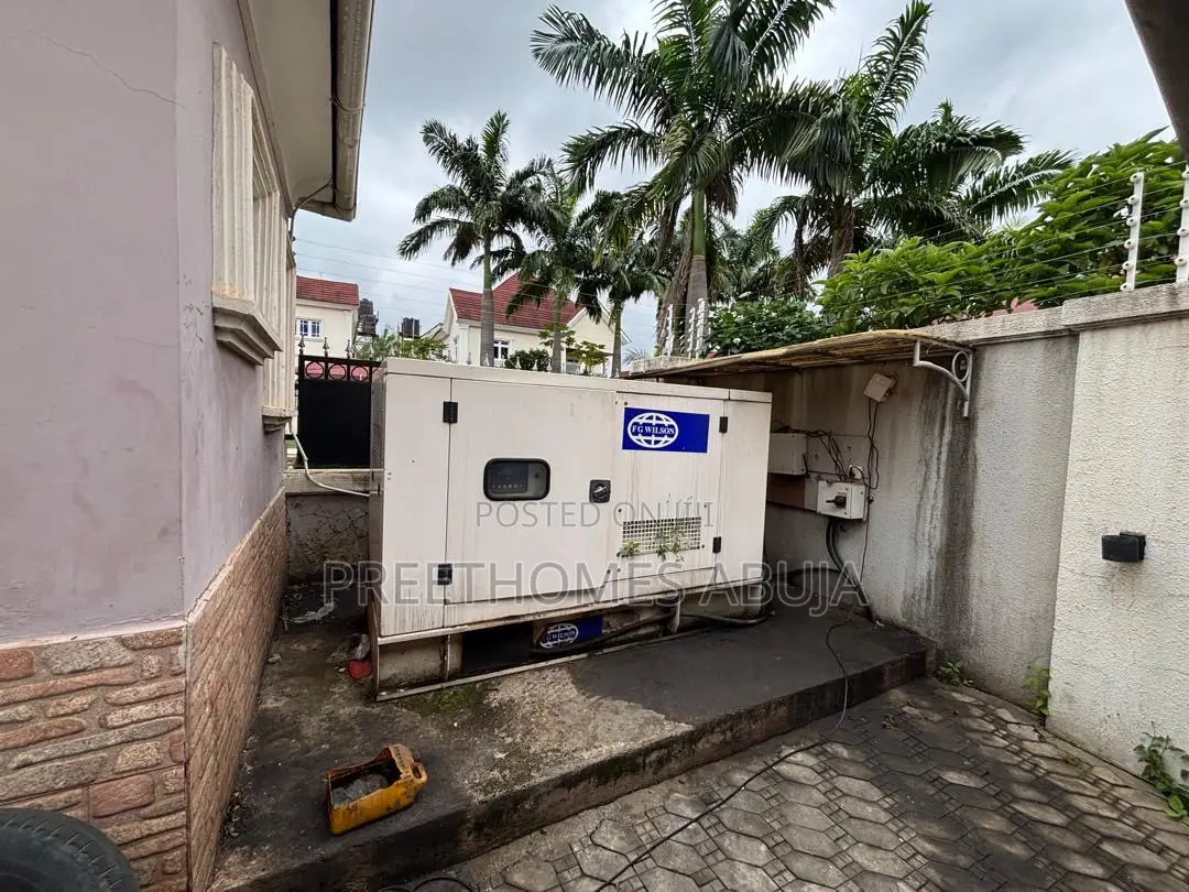 5bdrm Duplex in Galadimawa for sale