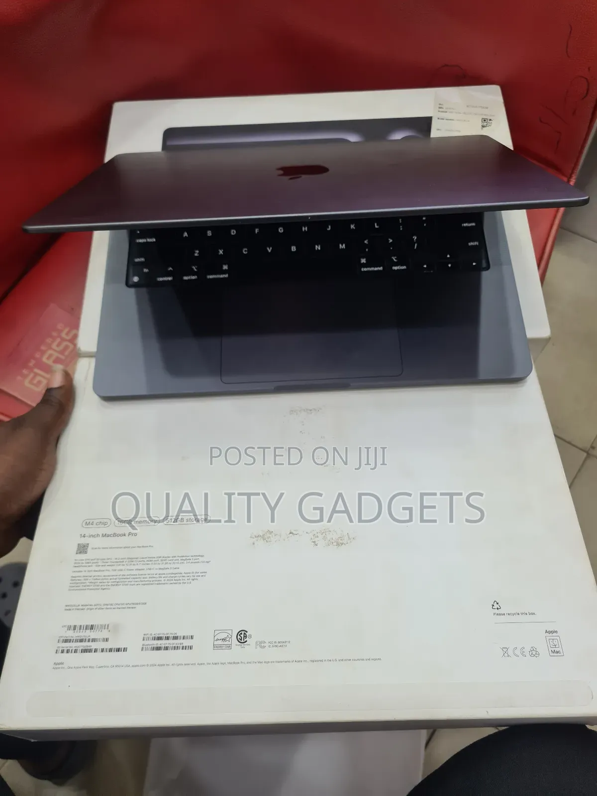 New Laptop Apple MacBook Pro 2024 M4 Pro 14-Inch 1GB Apple M4 SSD 512GB