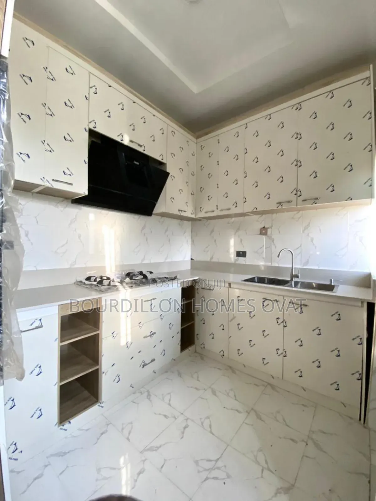 2bdrm Apartment in Ikate Lekki Lagos for sale