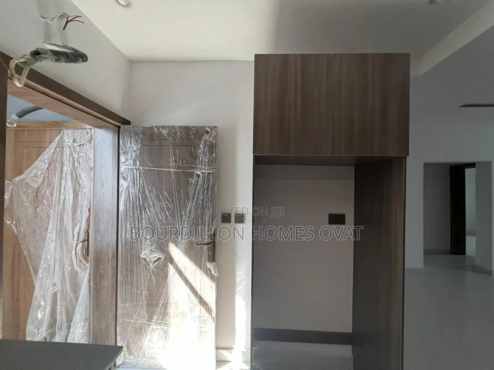 2bdrm Apartment in Illasan, Ikate Lekki for sale