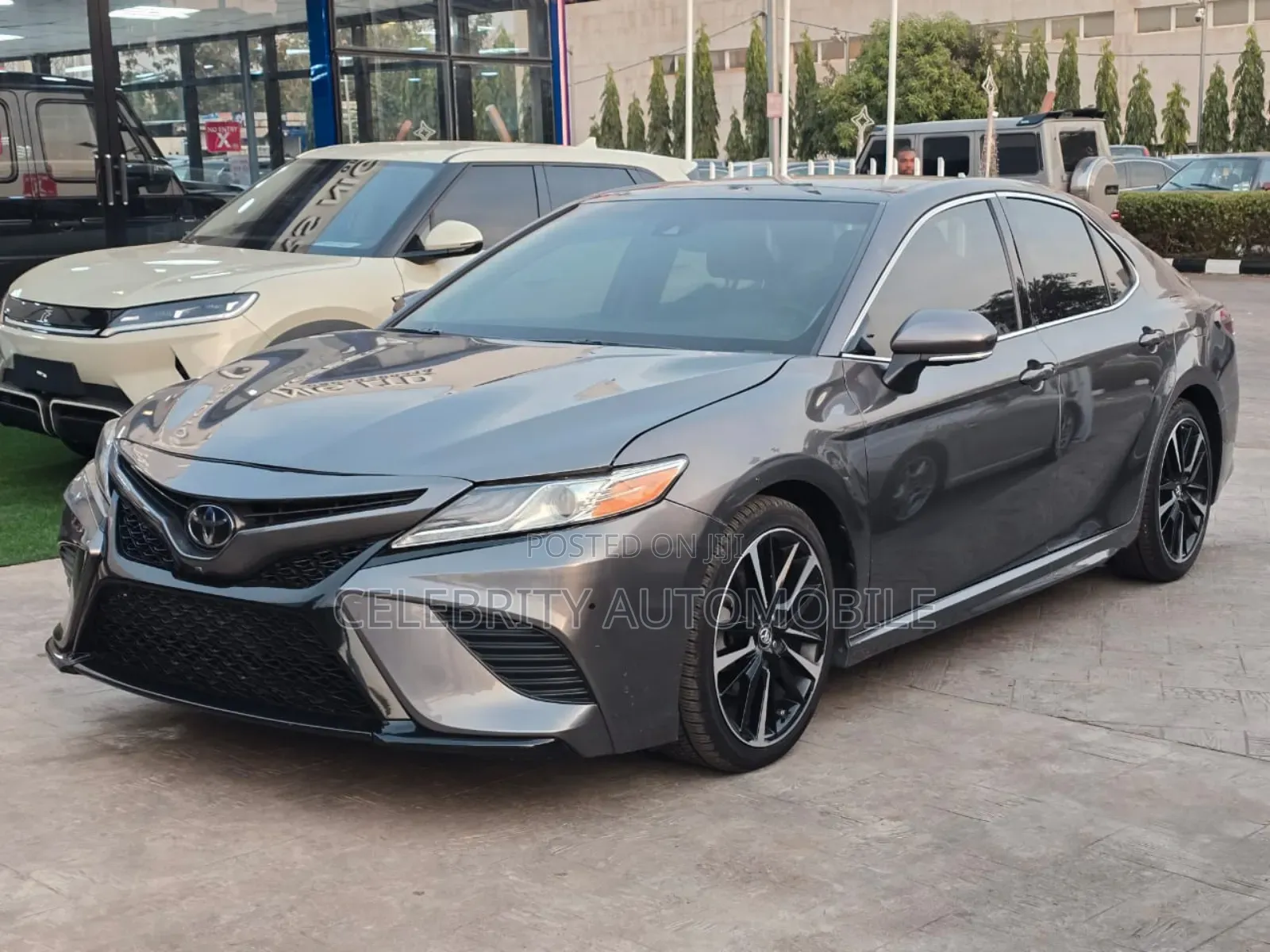 Toyota Camry XSE (2.5L 4cyl 8A) 2019 Gray
