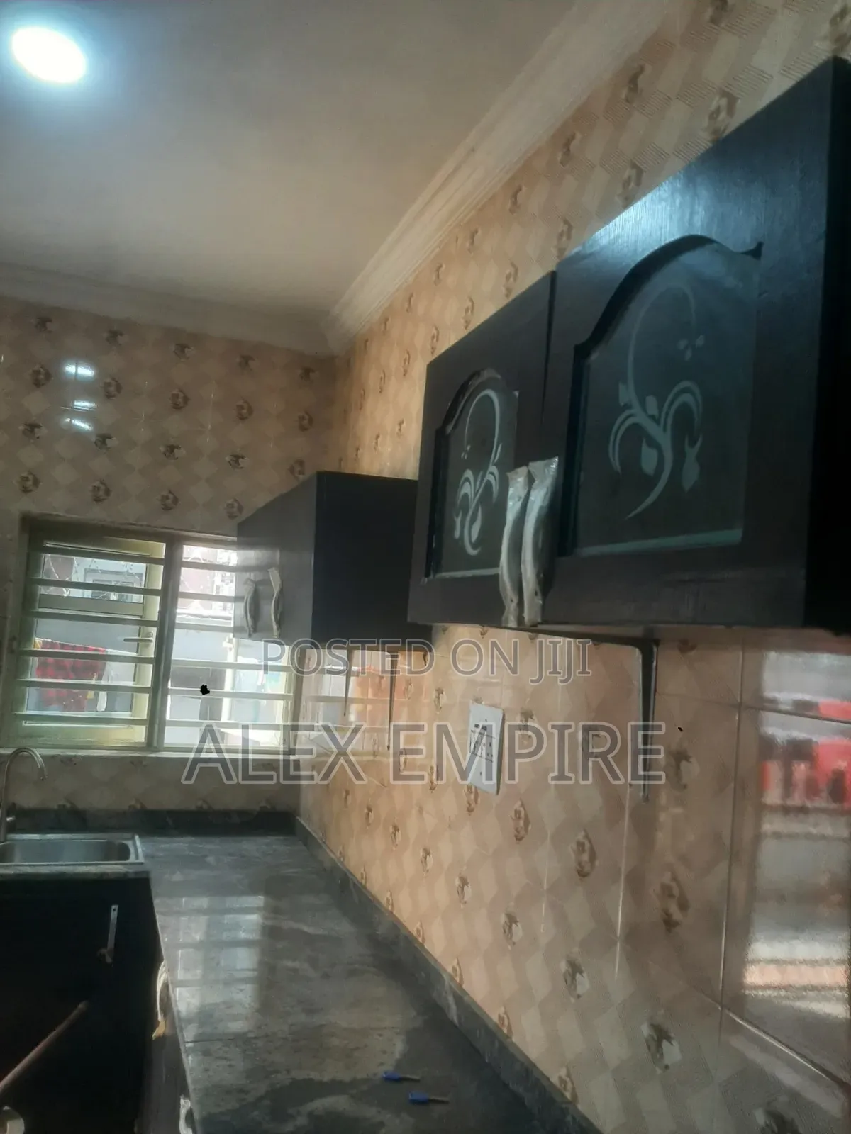 3bdrm Apartment in Ago Palace for rent