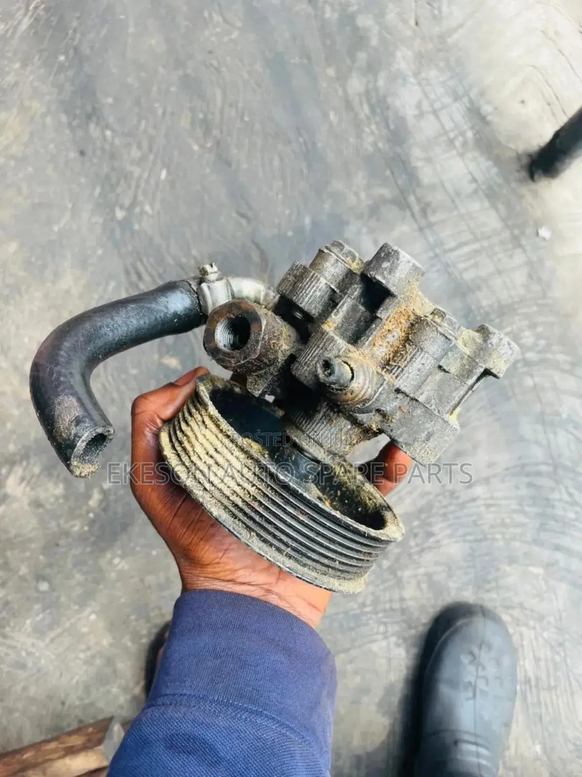 Tokunbo Power Steering Pump for Camry and Rav4 2az 4plug Engine