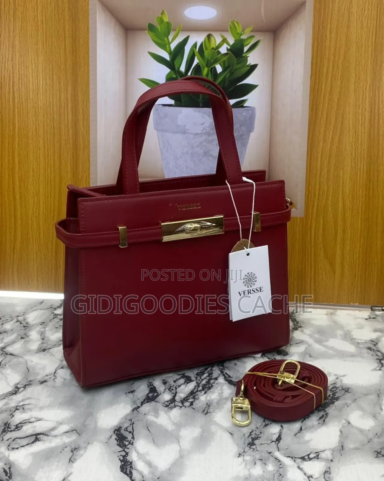 Versse Handbags