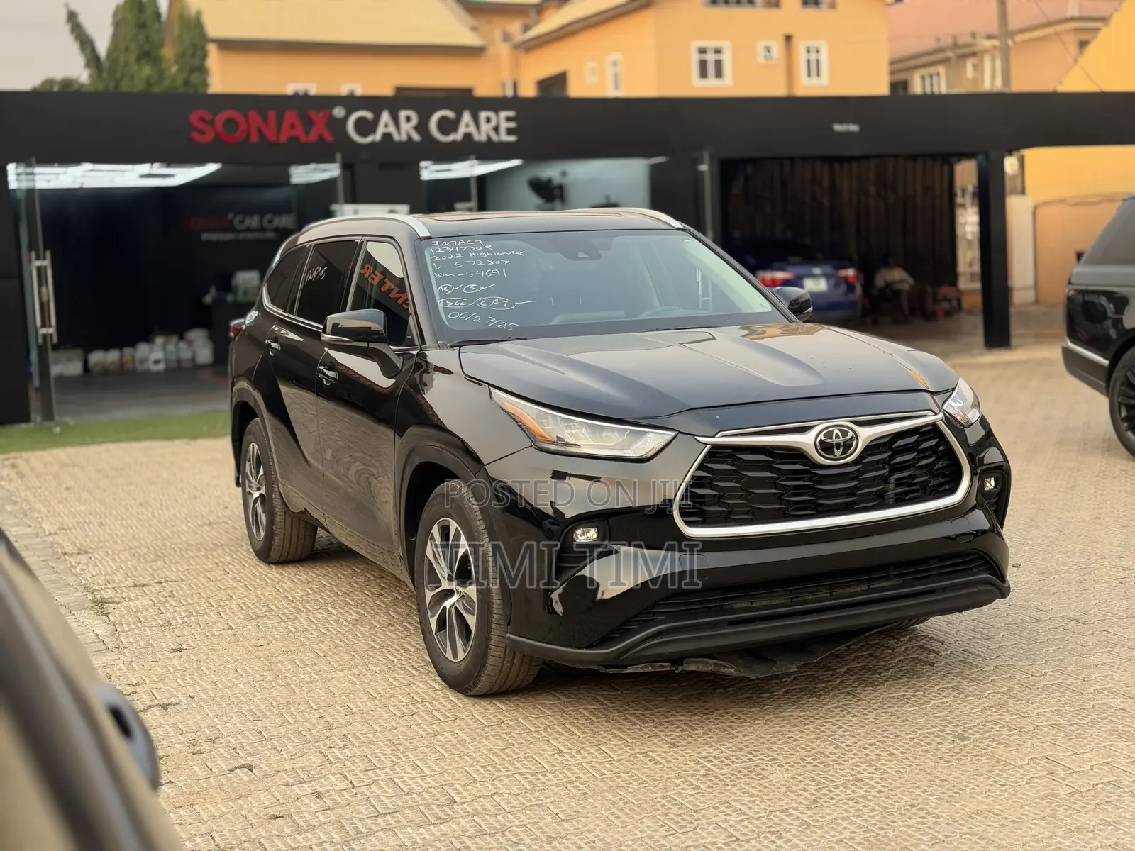 Toyota Highlander XLE 2022 Black