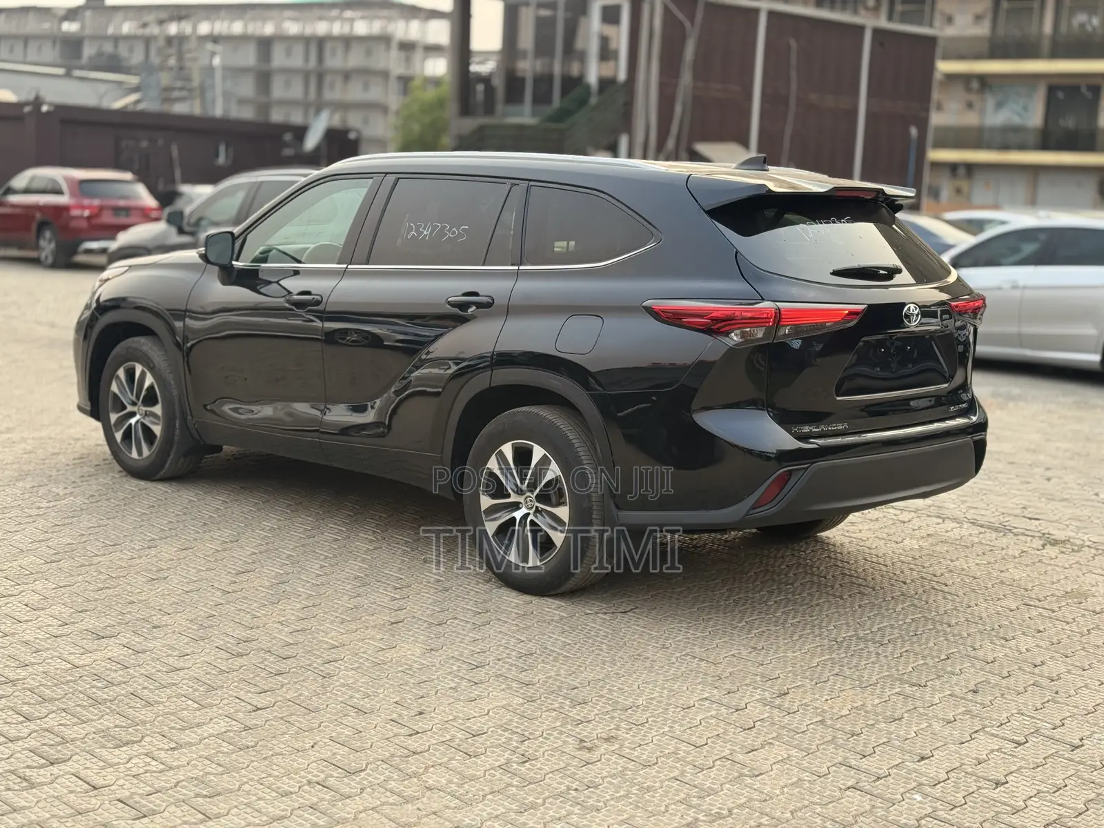 Toyota Highlander XLE 2022 Black