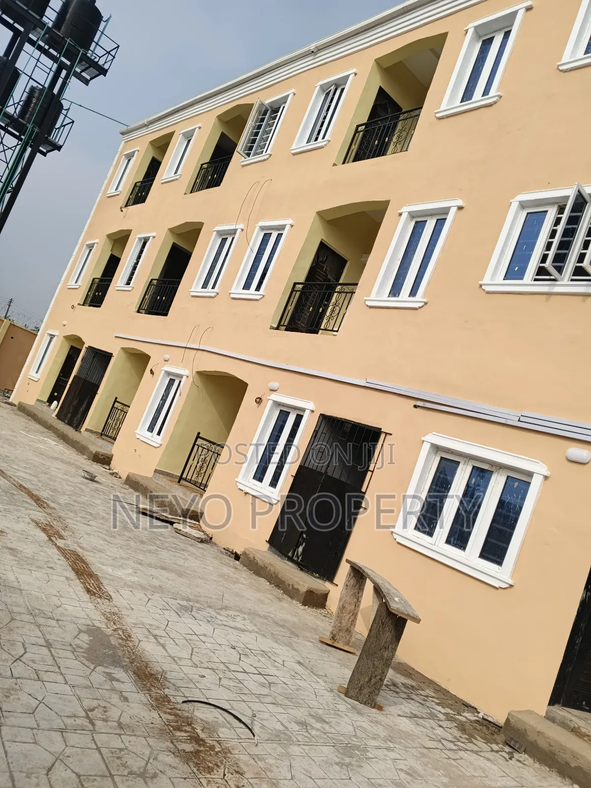 2bdrm Block of Flats in Freedom Estate, Igbogbo for rent