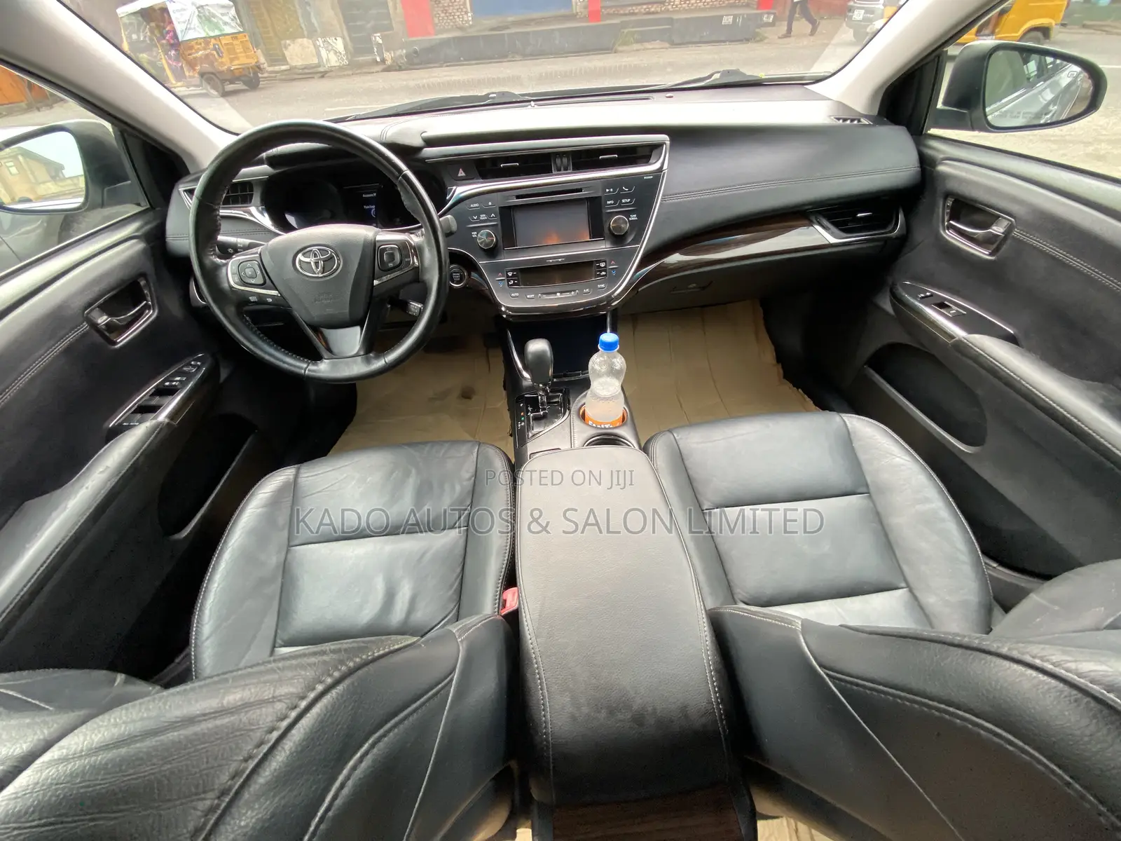 Toyota Avalon XLE Sedar FWD (3.5L 6cyl 6A) 2013 Silver