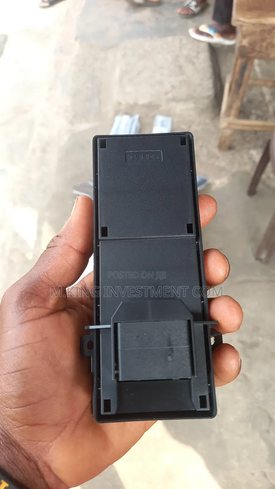 Pressing Button 010 MDX